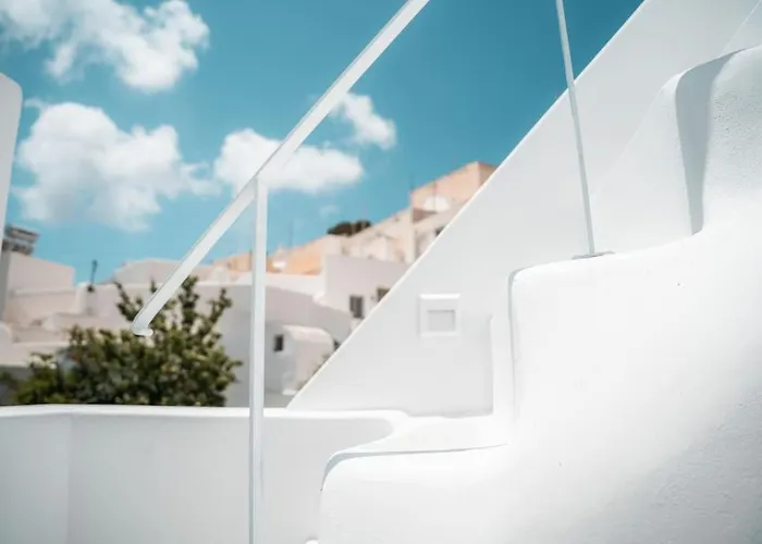 Prázdninový dům Akri Santorini With Heated Jacuzzi