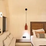 Akri Santorini With Heated Jacuzzi Semesterbostad Emporio (Santorini)
