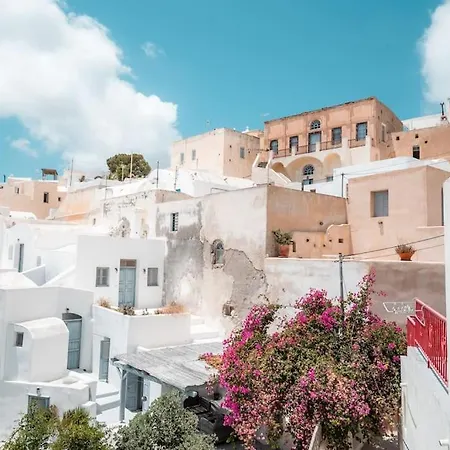 בית נופש Akri Santorini With Heated Jacuzzi Emporio (Santorini)