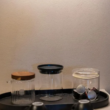 別荘 Akri Santorini With Heated Jacuzzi *