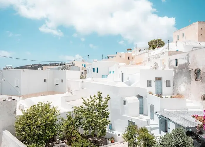 Akri Santorini With Heated Jacuzzi Dom wakacyjny *