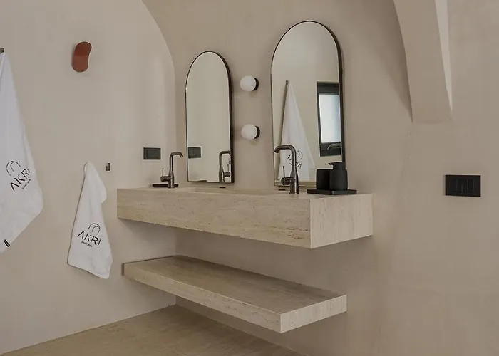 Akri Santorini With Heated Jacuzzi * Emporio (Santorini)