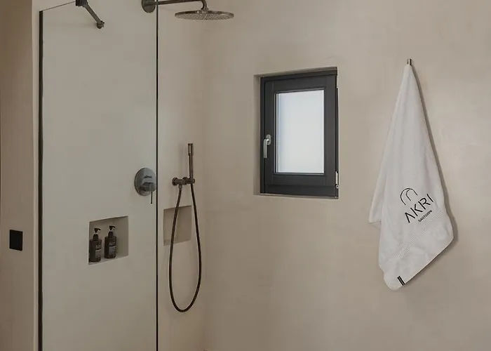 Akri Santorini With Heated Jacuzzi Dom wakacyjny Emporio (Santorini)