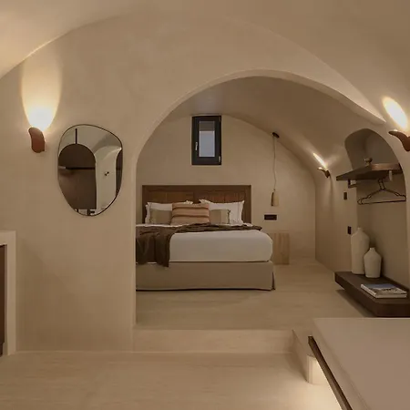 Σπίτι διακοπών Akri Santorini With Heated Jacuzzi Εμπορειό