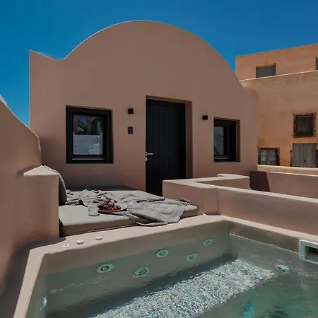 Σπίτι διακοπών Akri Santorini With Heated Jacuzzi Εμπορειό