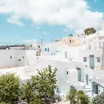 Akri Santorini With Heated Jacuzzi Prázdninový dům *