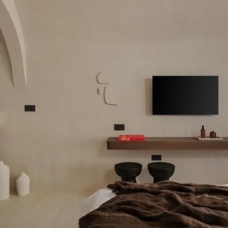 Akri Santorini With Heated Jacuzzi Prázdninový dům